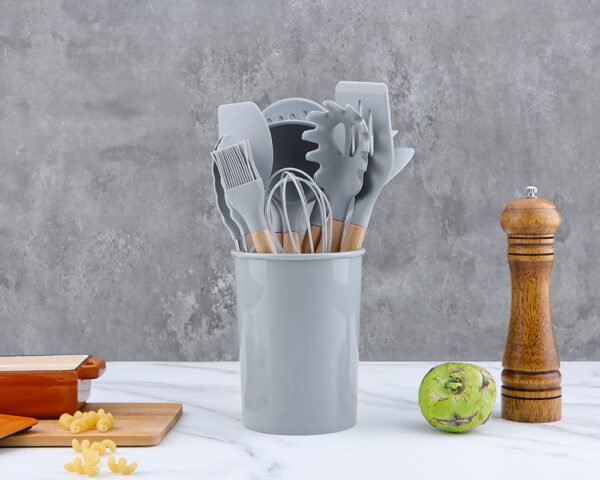 Hot-selling silicone kitchen utensils with wooden handles SR-SK0015 - Image 2