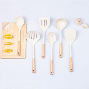 Silicone Kitchen Utensils with Wood handle SR-SK0062