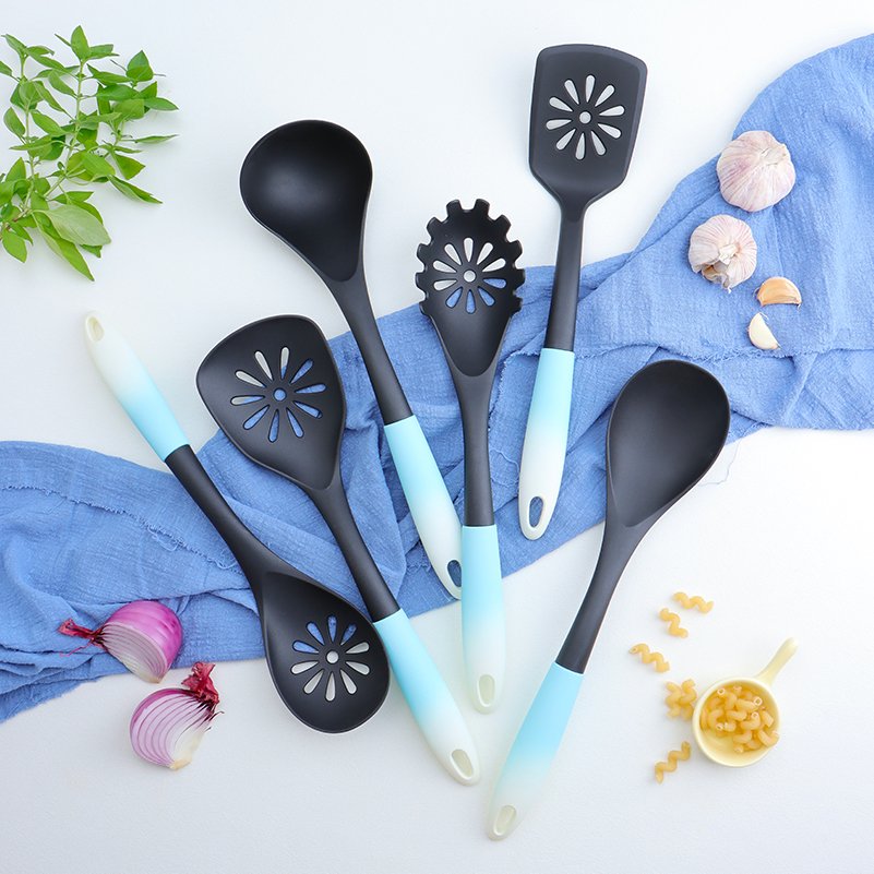 Nylon kitchen utensil set with graduated color handle SR-NK0030
